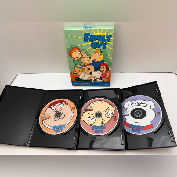 Family Guy Complete DVD Box Set Lot Volume 1-3 (DVD) Great Condition! Stewie! - Picture 5 of 9